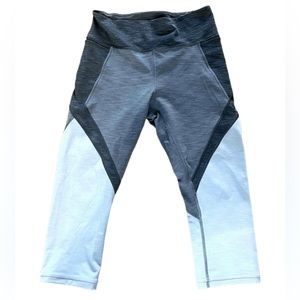 EUC Lululemon Capri Leggings